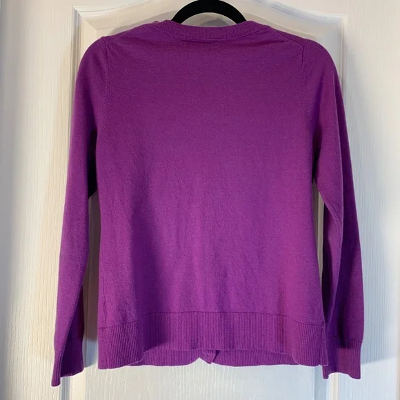 Banana‎ Republic – Extra-Fine Merino Wool Button-Front Cardigan - Picture 3 of 6